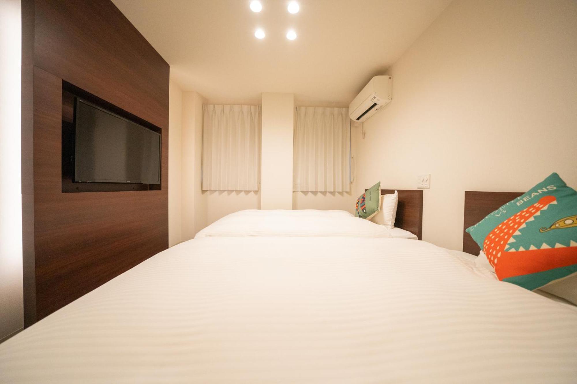Home Inn Kujo Kawaramachi Kyoto Bagian luar foto