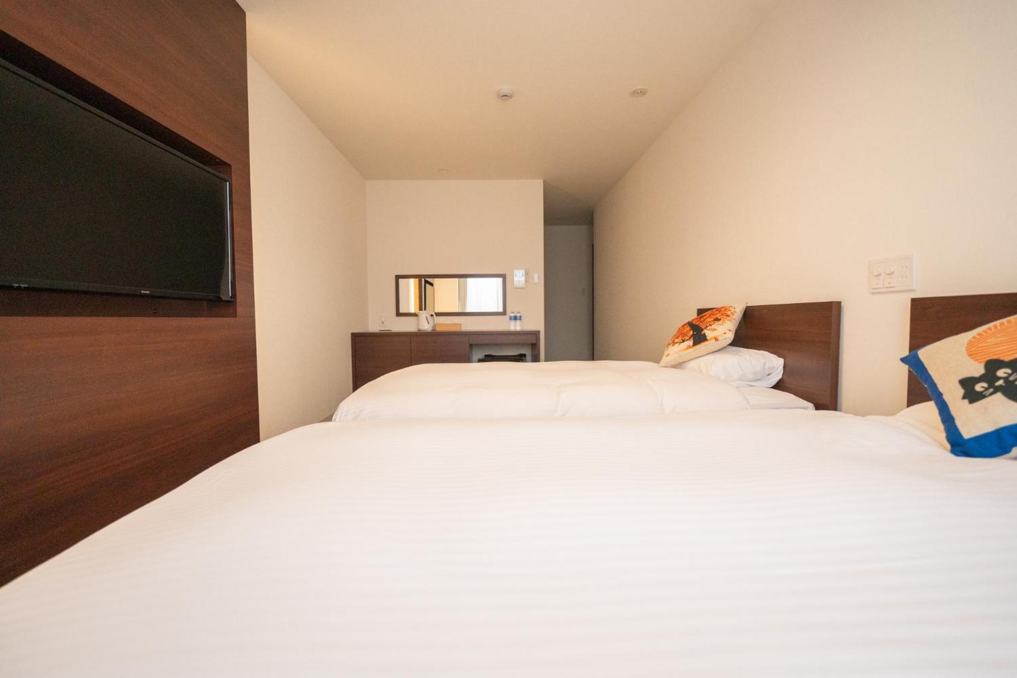 Home Inn Kujo Kawaramachi Kyoto Bagian luar foto