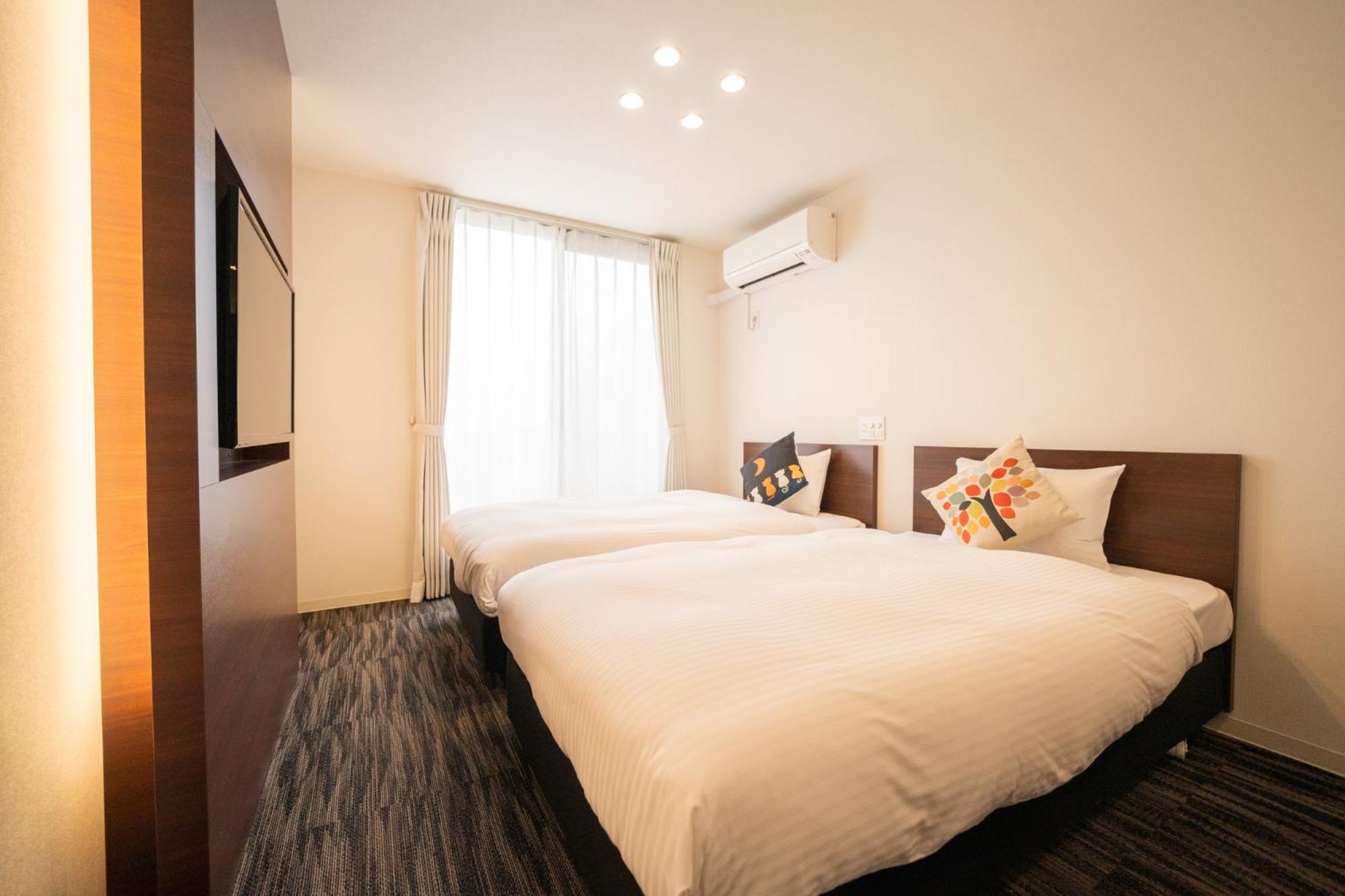 Home Inn Kujo Kawaramachi Kyoto Bagian luar foto