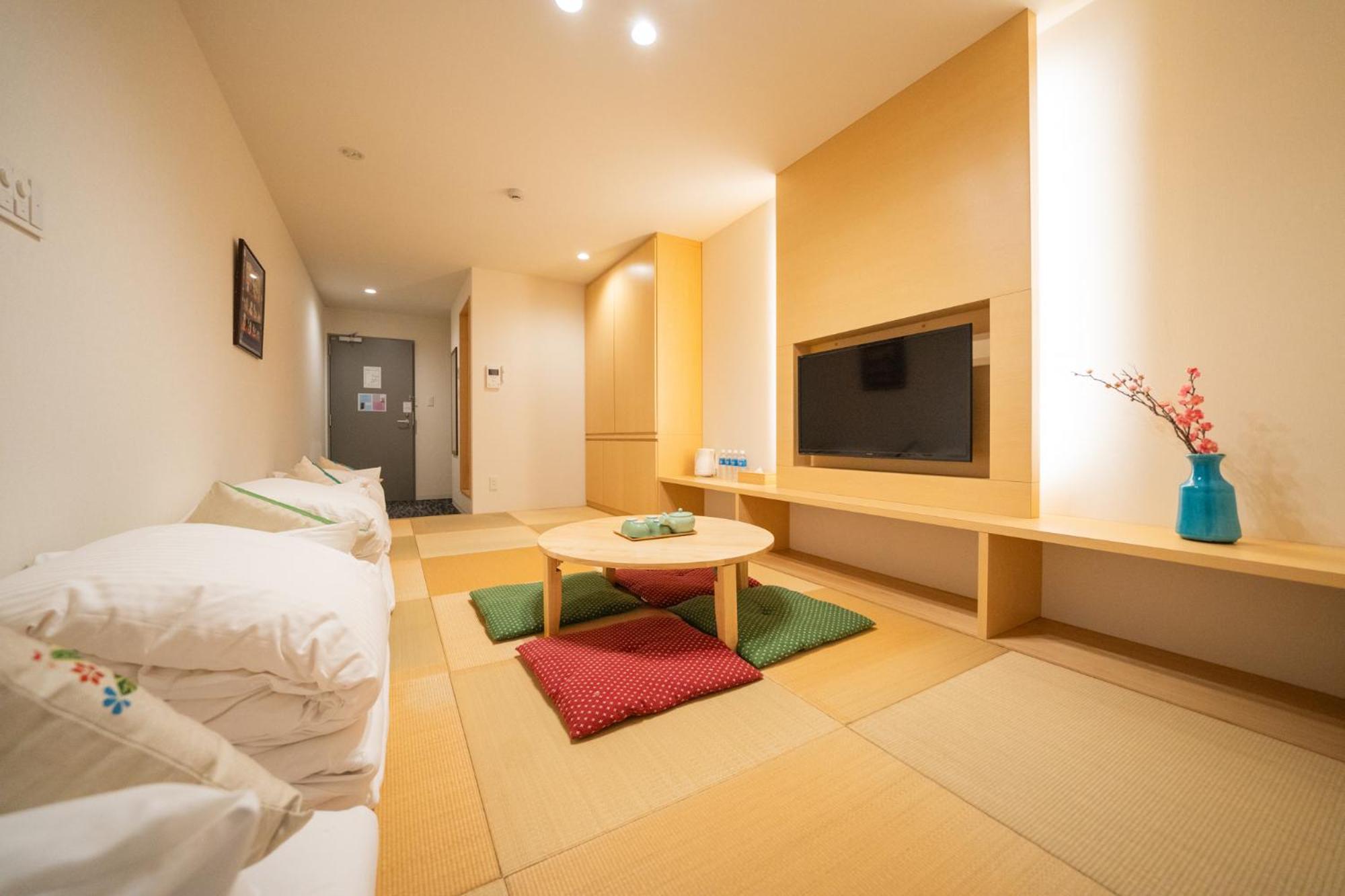 Home Inn Kujo Kawaramachi Kyoto Bagian luar foto